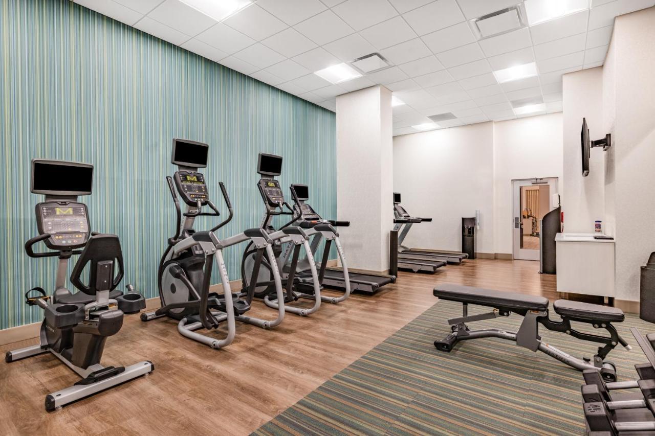 Holiday Inn Express & Suites - Lincoln Downtown By Ihg Εξωτερικό φωτογραφία